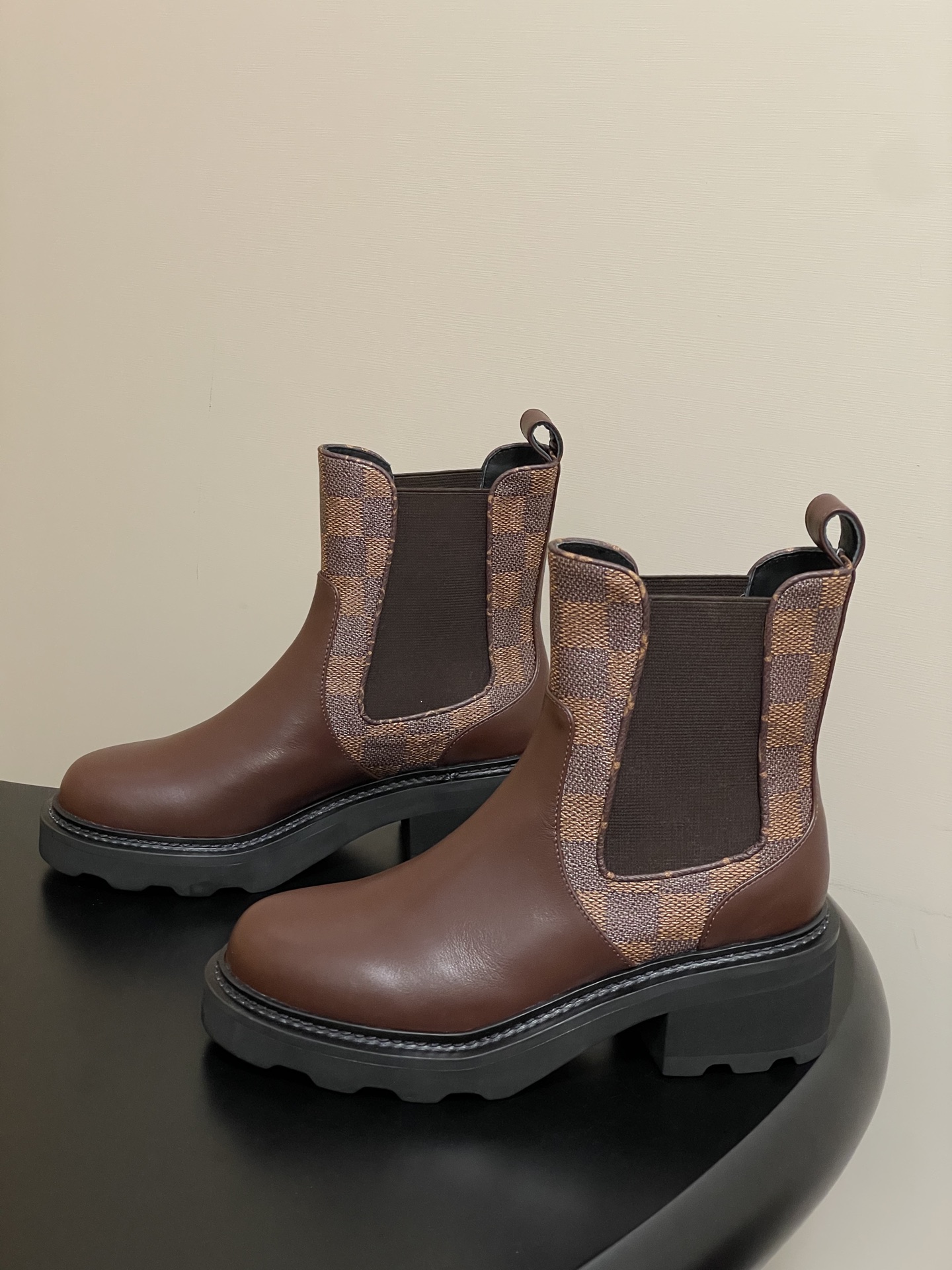 Lo*is Vuitton 2025SS Beaubourg Boots(EU35-42)