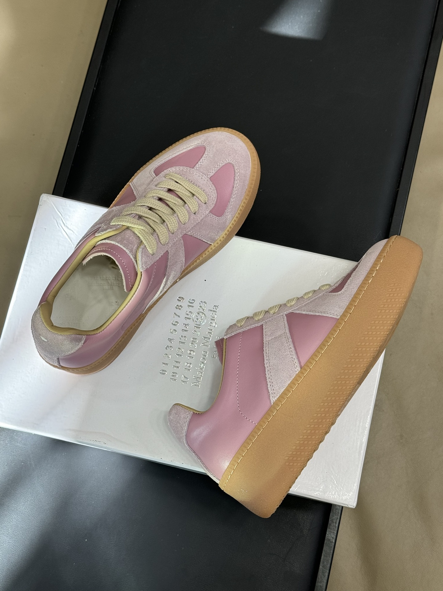 Maison Margiela 2025ss Sneaker(EU35-41)