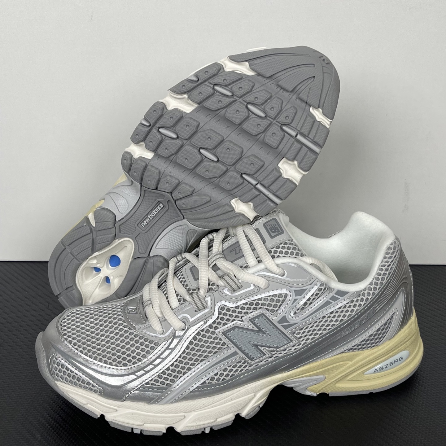 New Balance U2000ETC