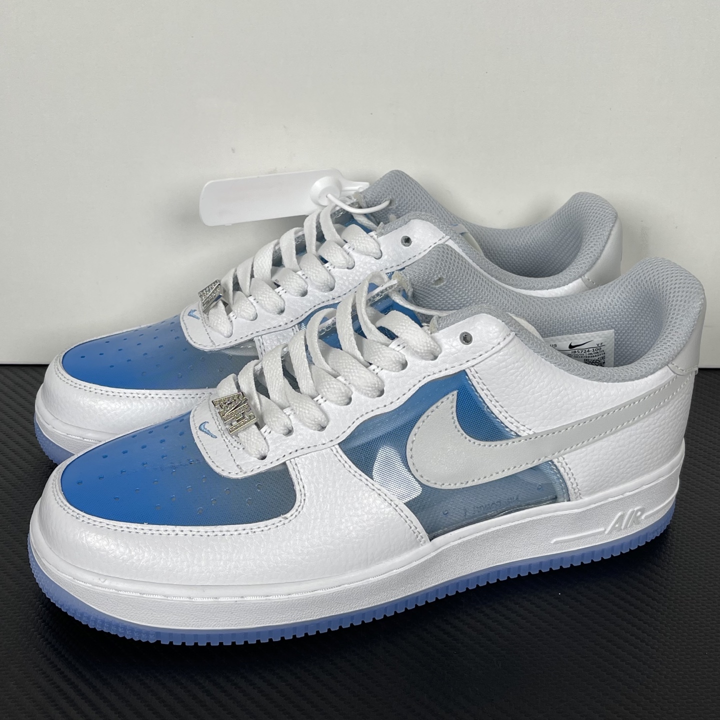 Nike Air Force 1 Low IB5724-100