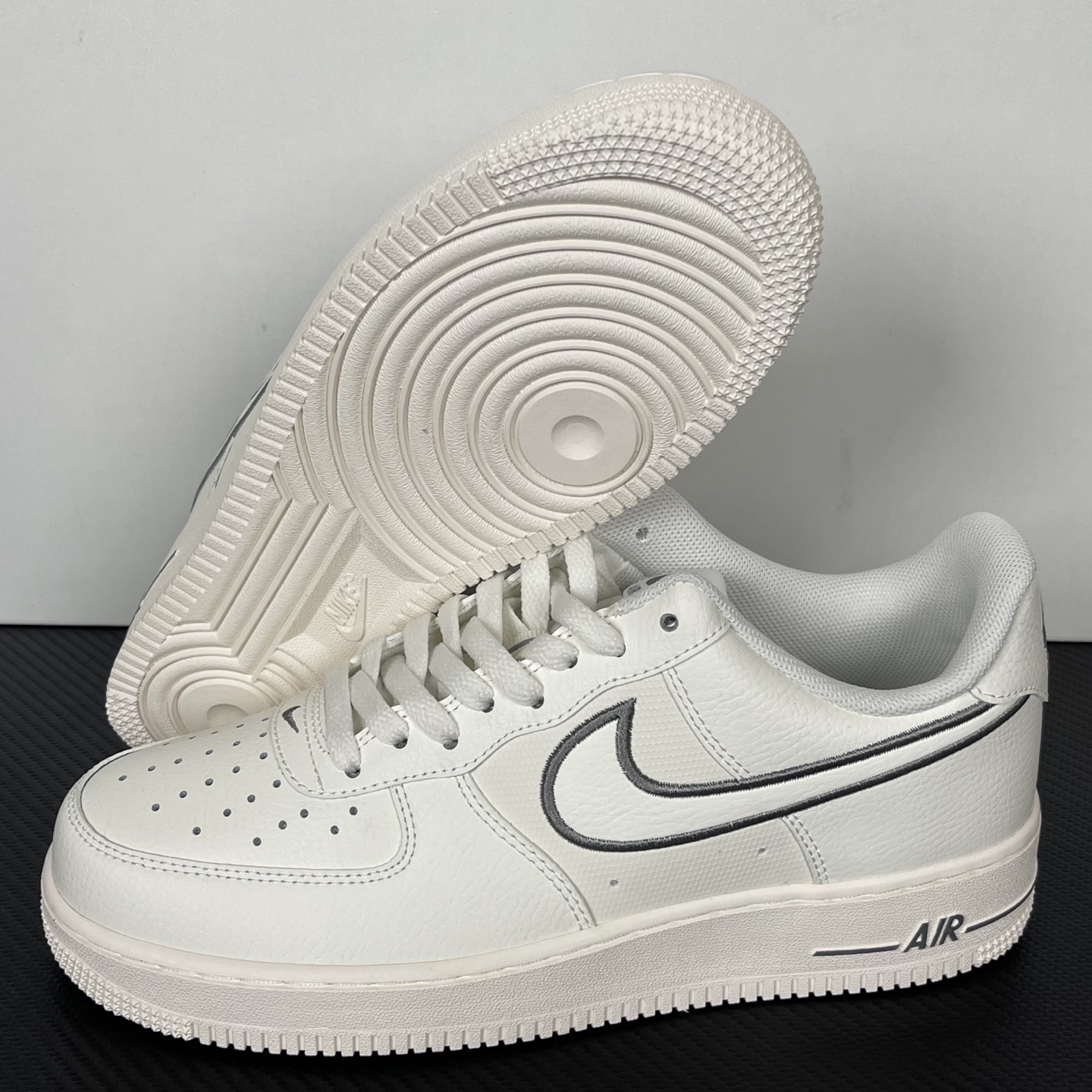 Nike Air Force 1 Low IB7677-101