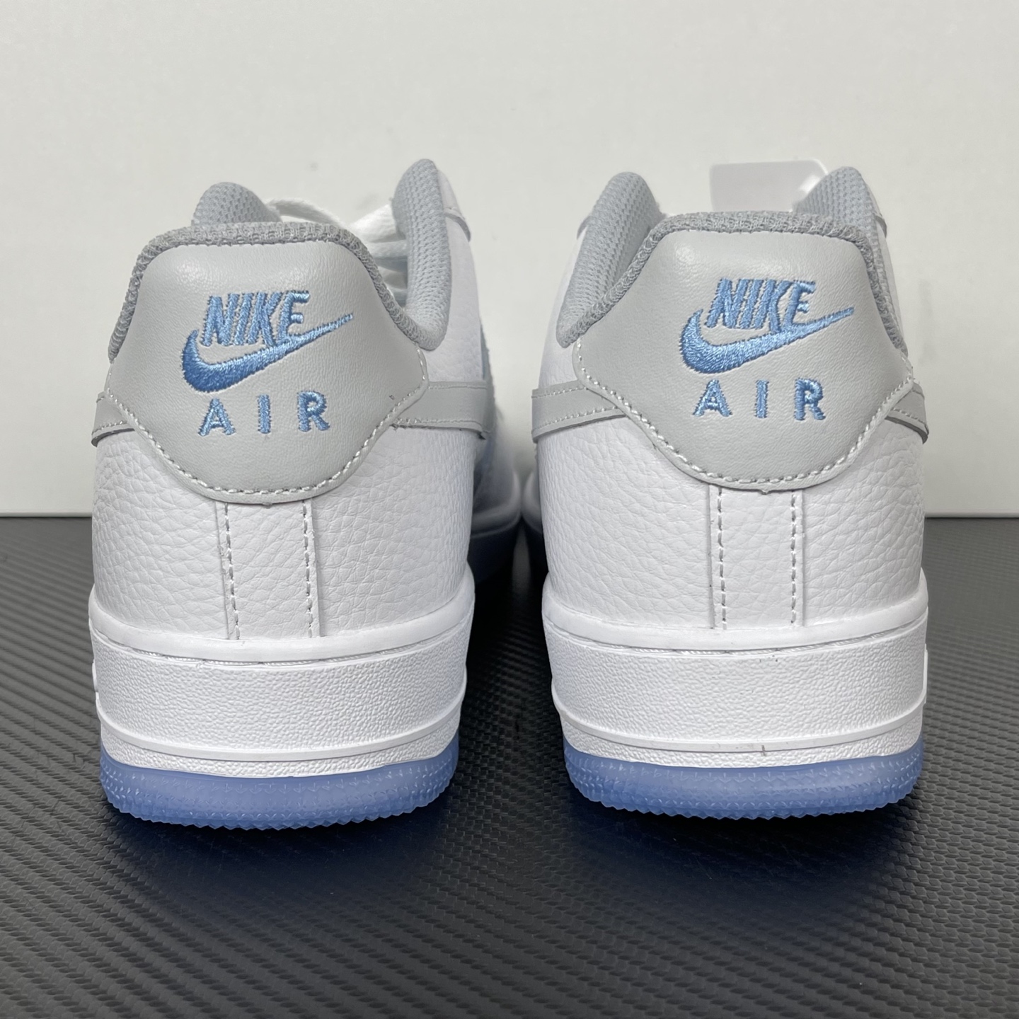 Nike Air Force 1 Low IB5724-100