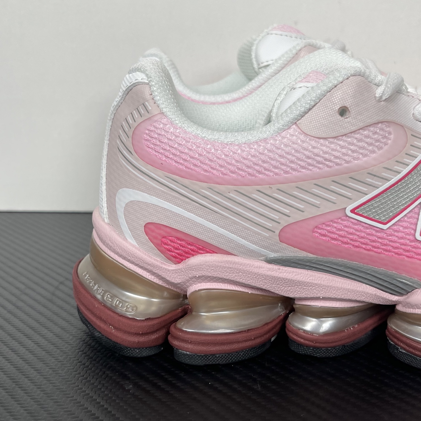 New Balance U2000ETC