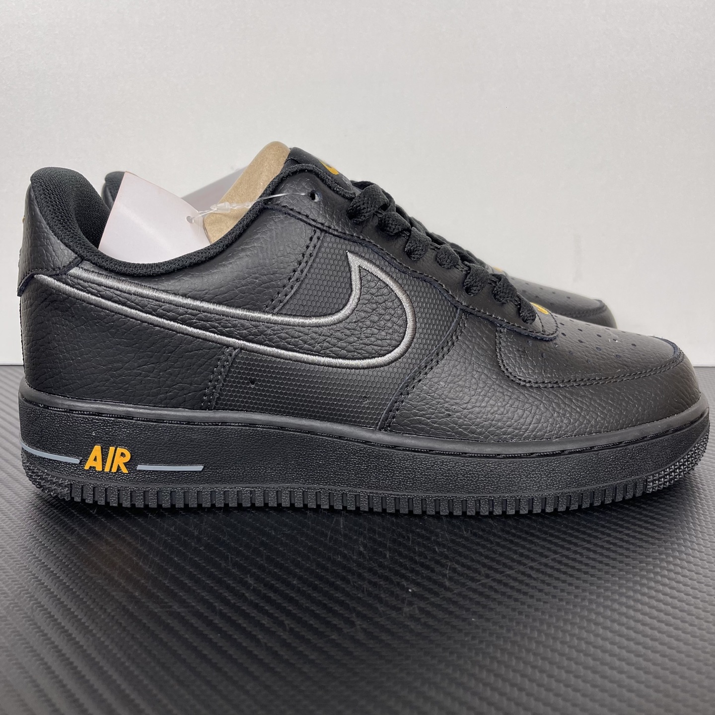 Nike Air Force 1 Low IB57677-001