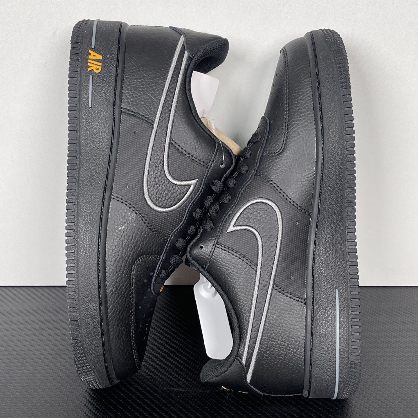 Nike Air Force 1 Low IB57677-001
