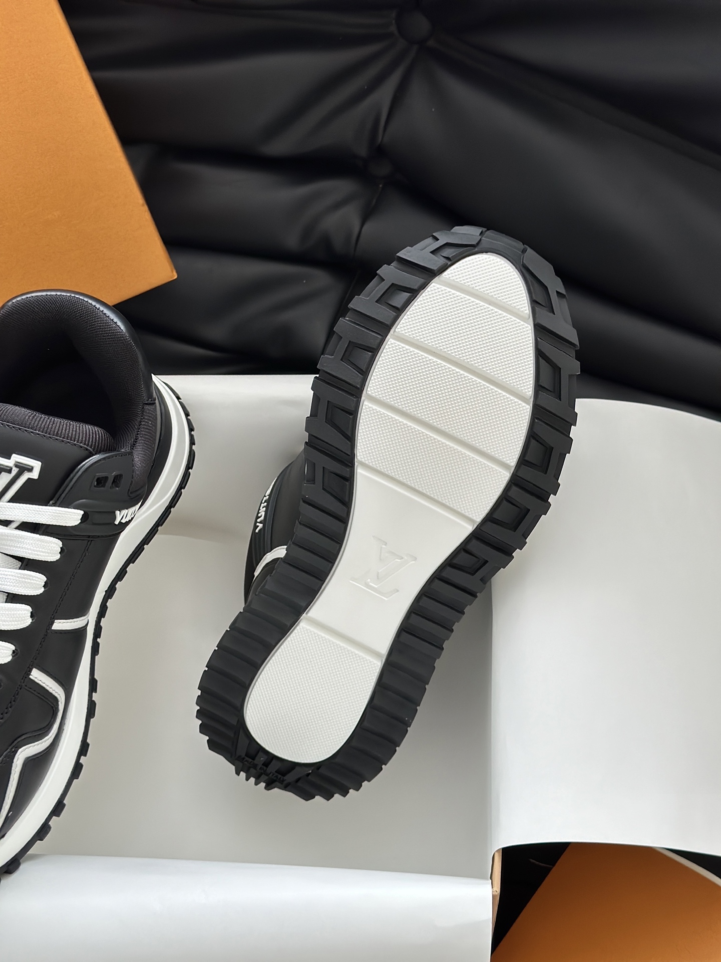 Lou*s Vuitton Run Away Maxi 25ss Sneakers(EU35-46)