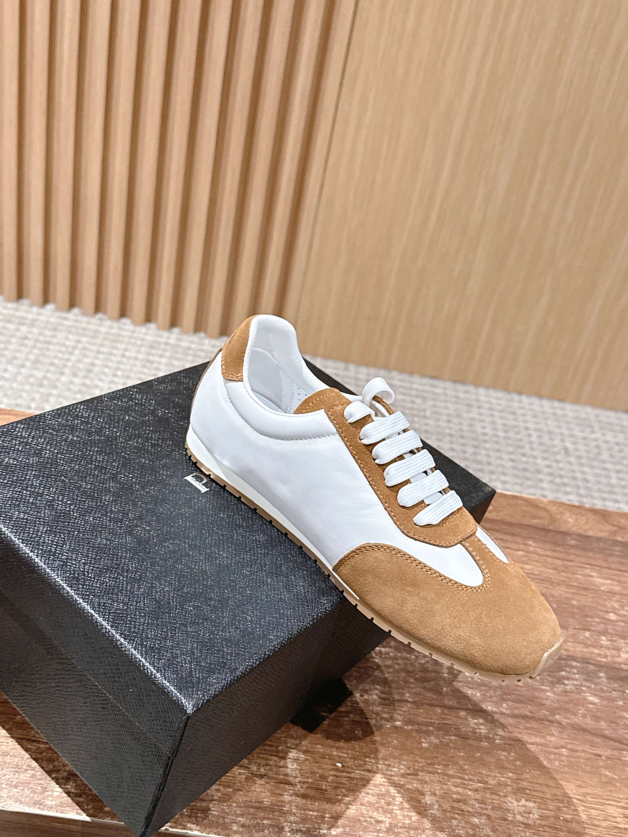 Prad*a 25ss Sneakers(EU35-41)