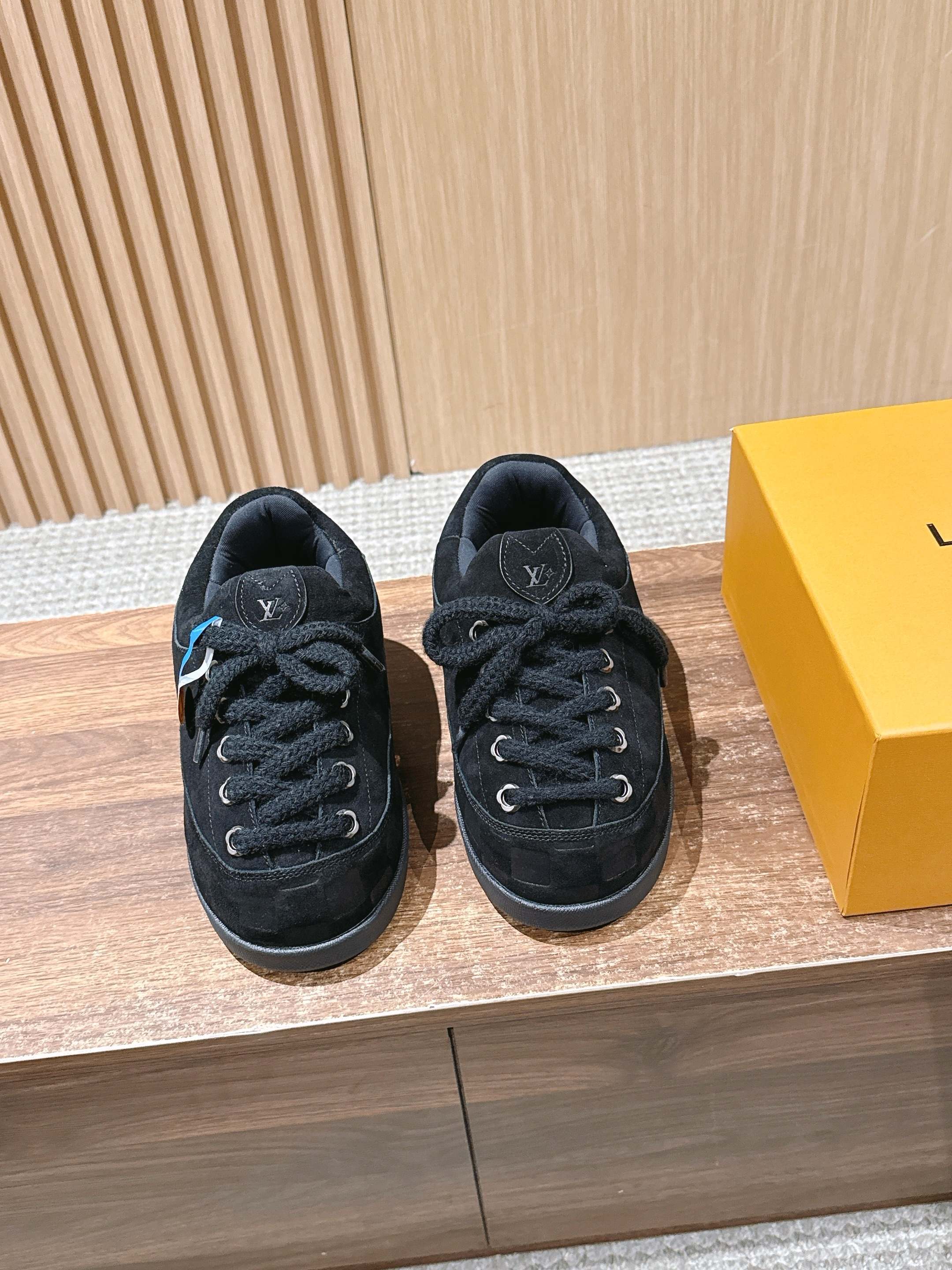 Lou*s Vuitton &NigoYeti 25ss Sneakers(EU35-46)