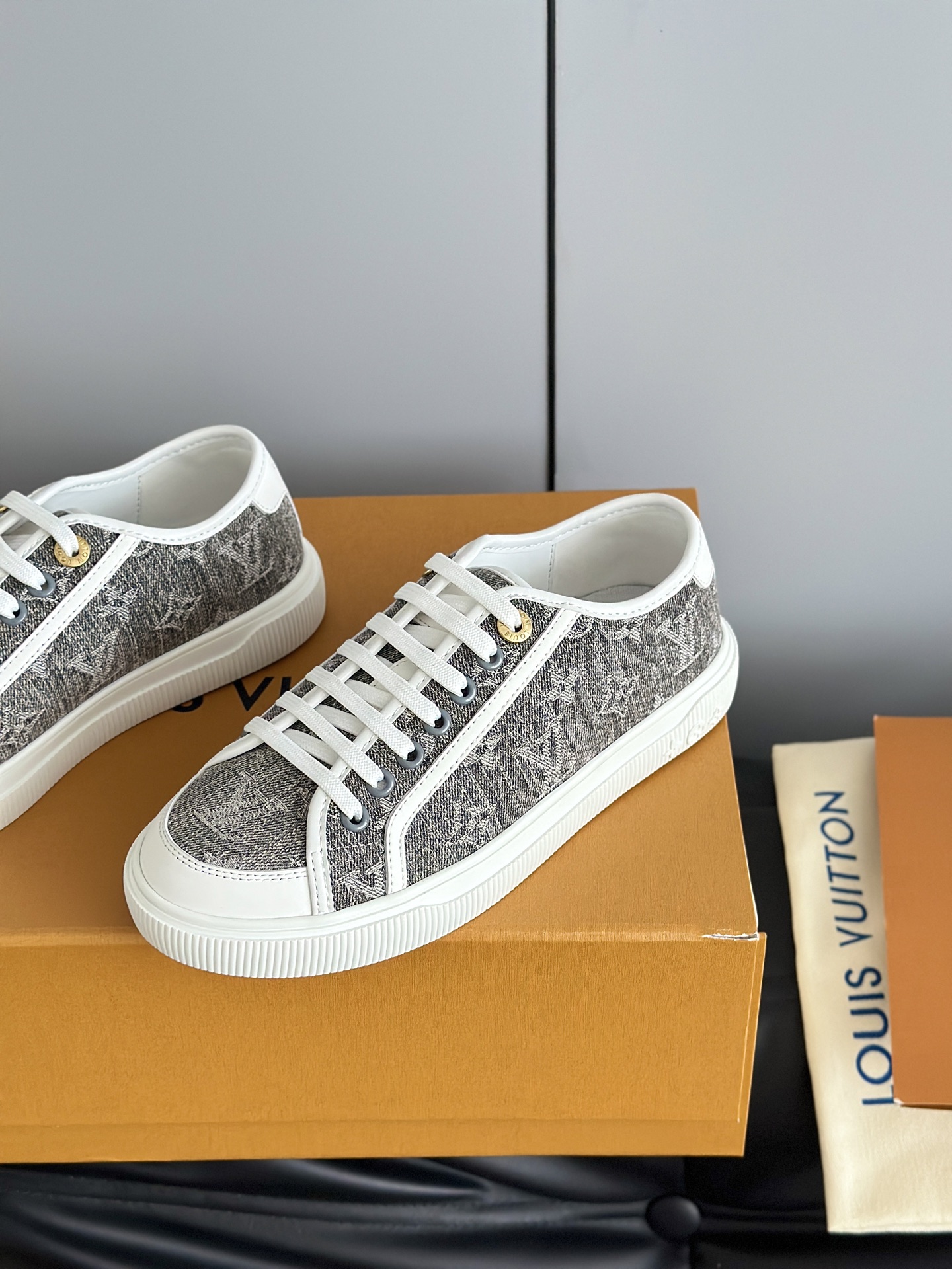 Lo*uis Vu*itton Lagoon 25ss Sneakers(EU35-41)