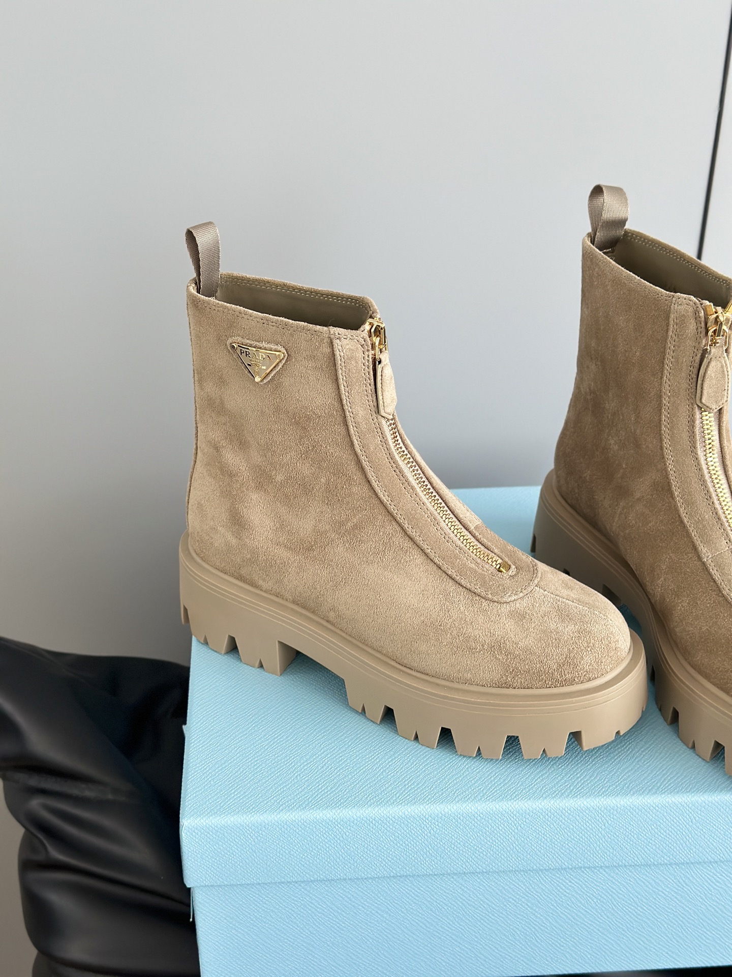 Prad*a 2025ss  Boots（EU35-41)