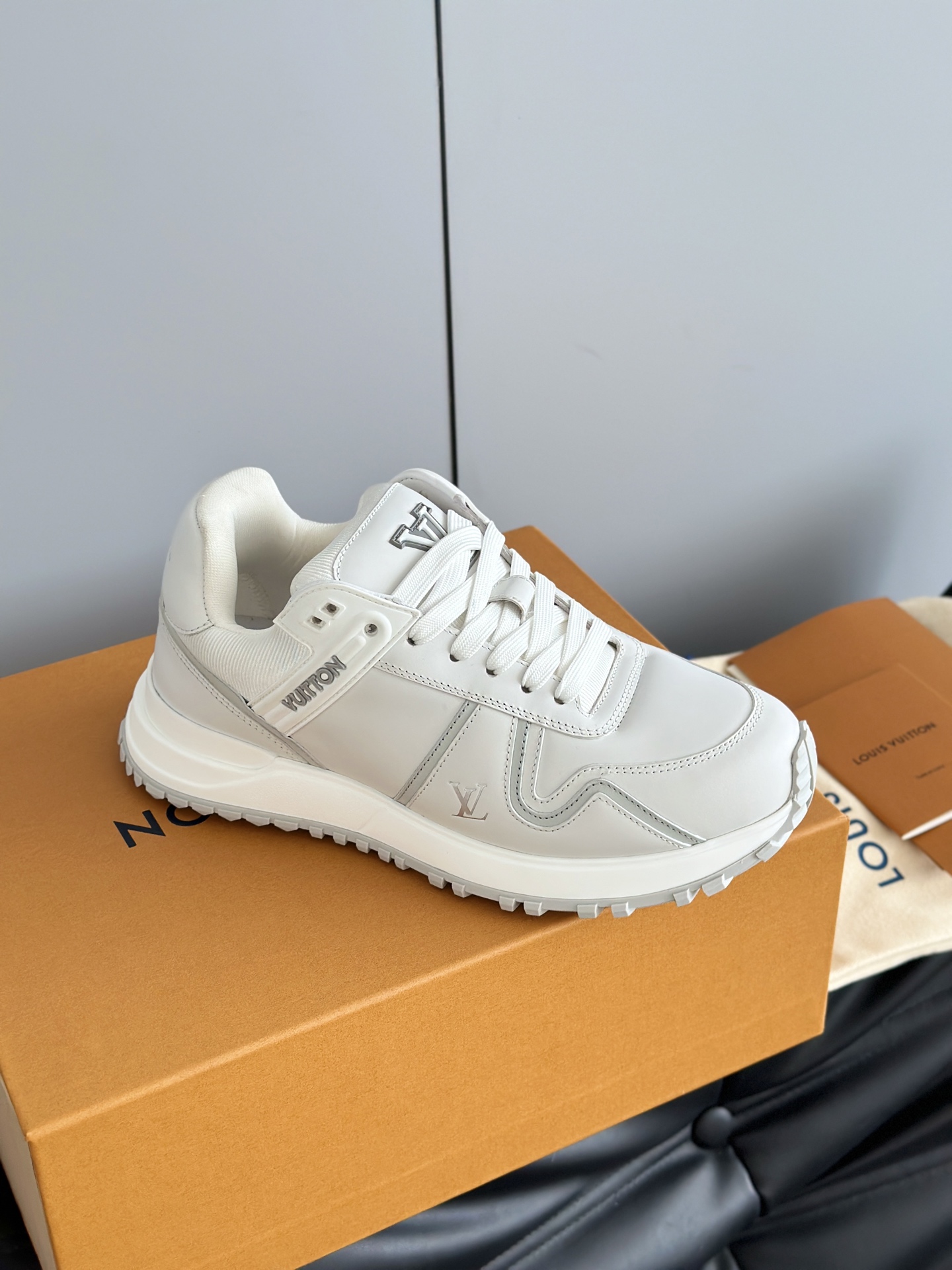 Lou*s Vuitton Run Away Maxi 25ss Sneakers(EU35-46)