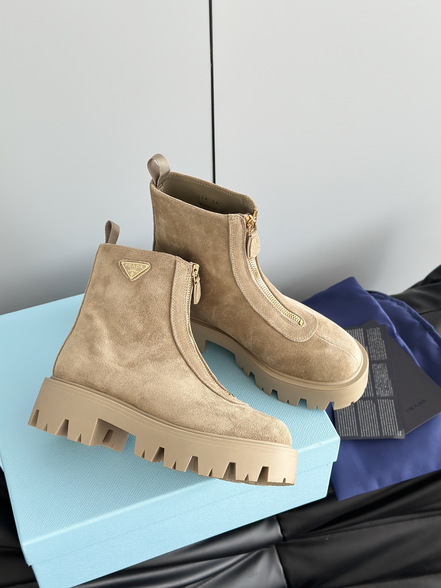 Prad*a 2025ss  Boots（EU35-41)