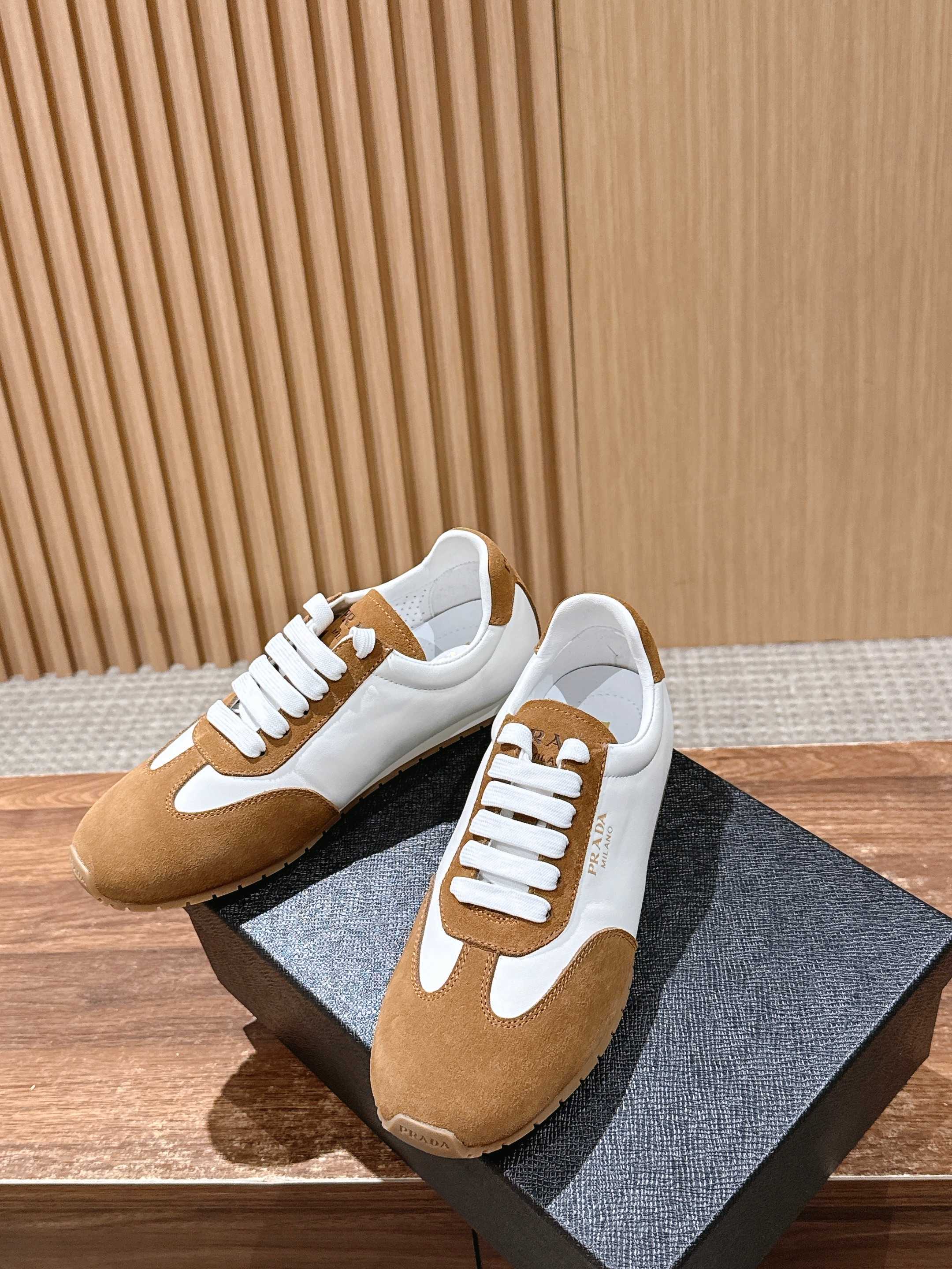 Prad*a 25ss Sneakers(EU35-41)