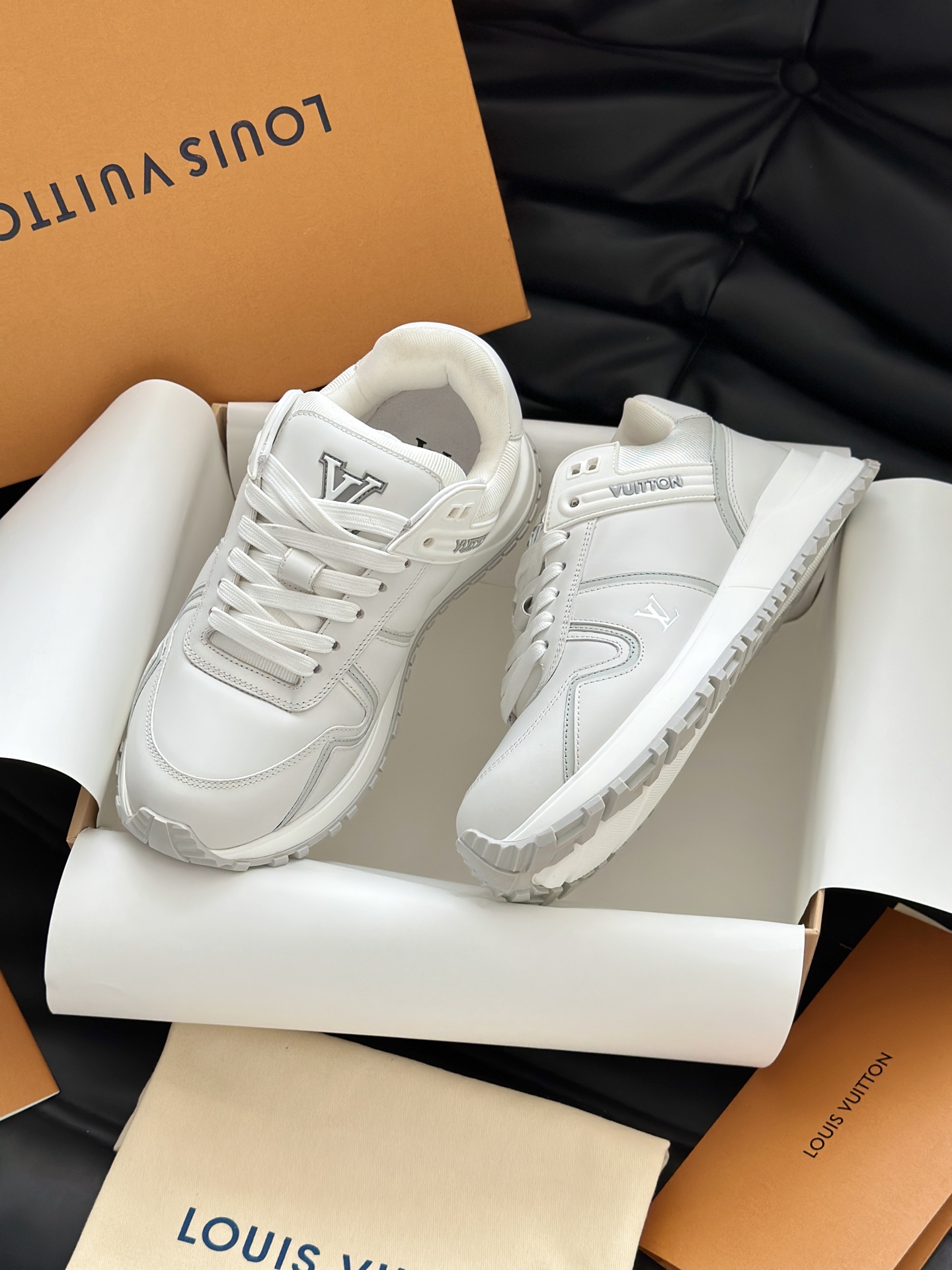 Lou*s Vuitton Run Away Maxi 25ss Sneakers(EU35-46)