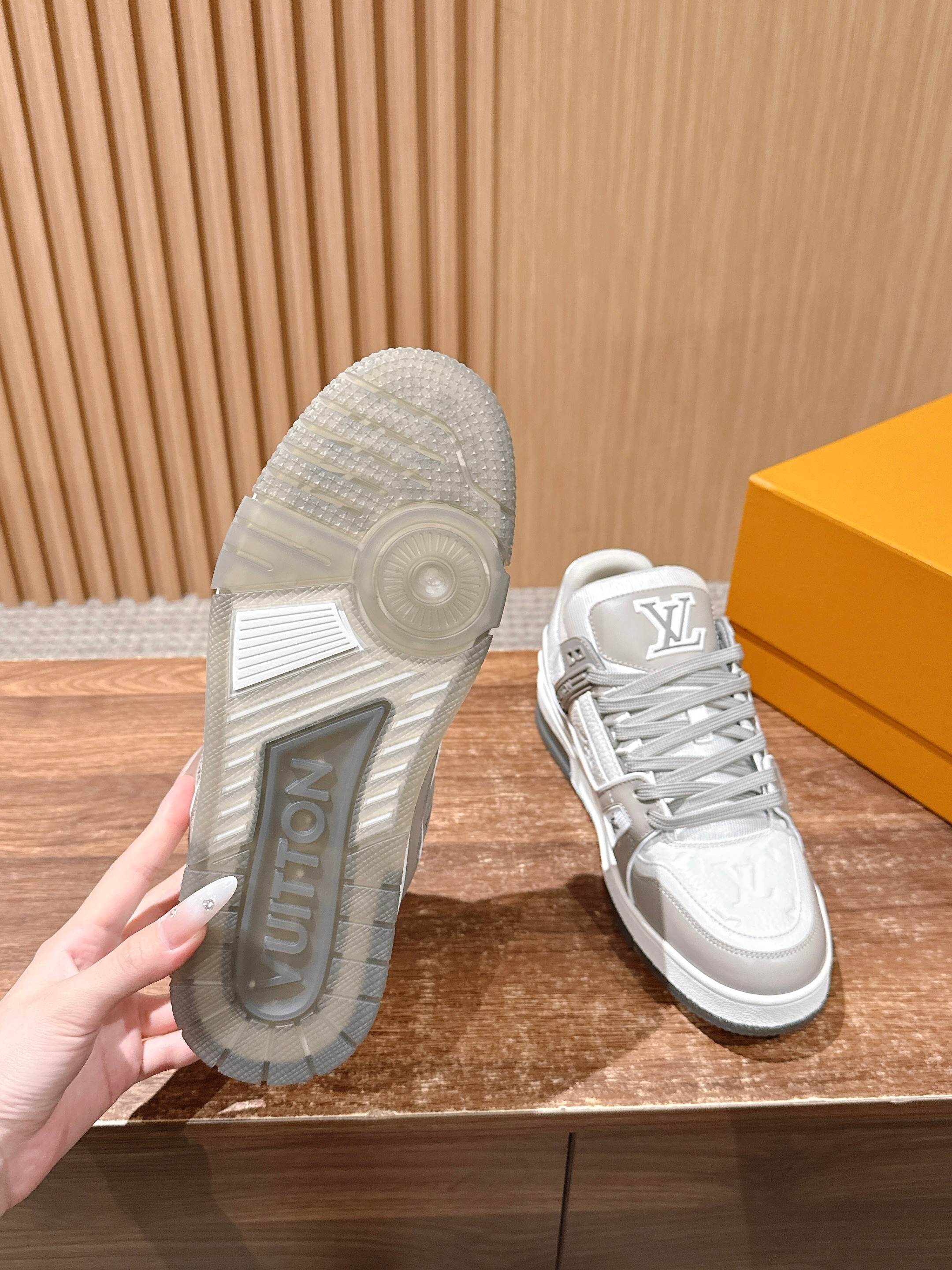 Lo*uis Vu*itton Trainer Sneakers(EU35-46)