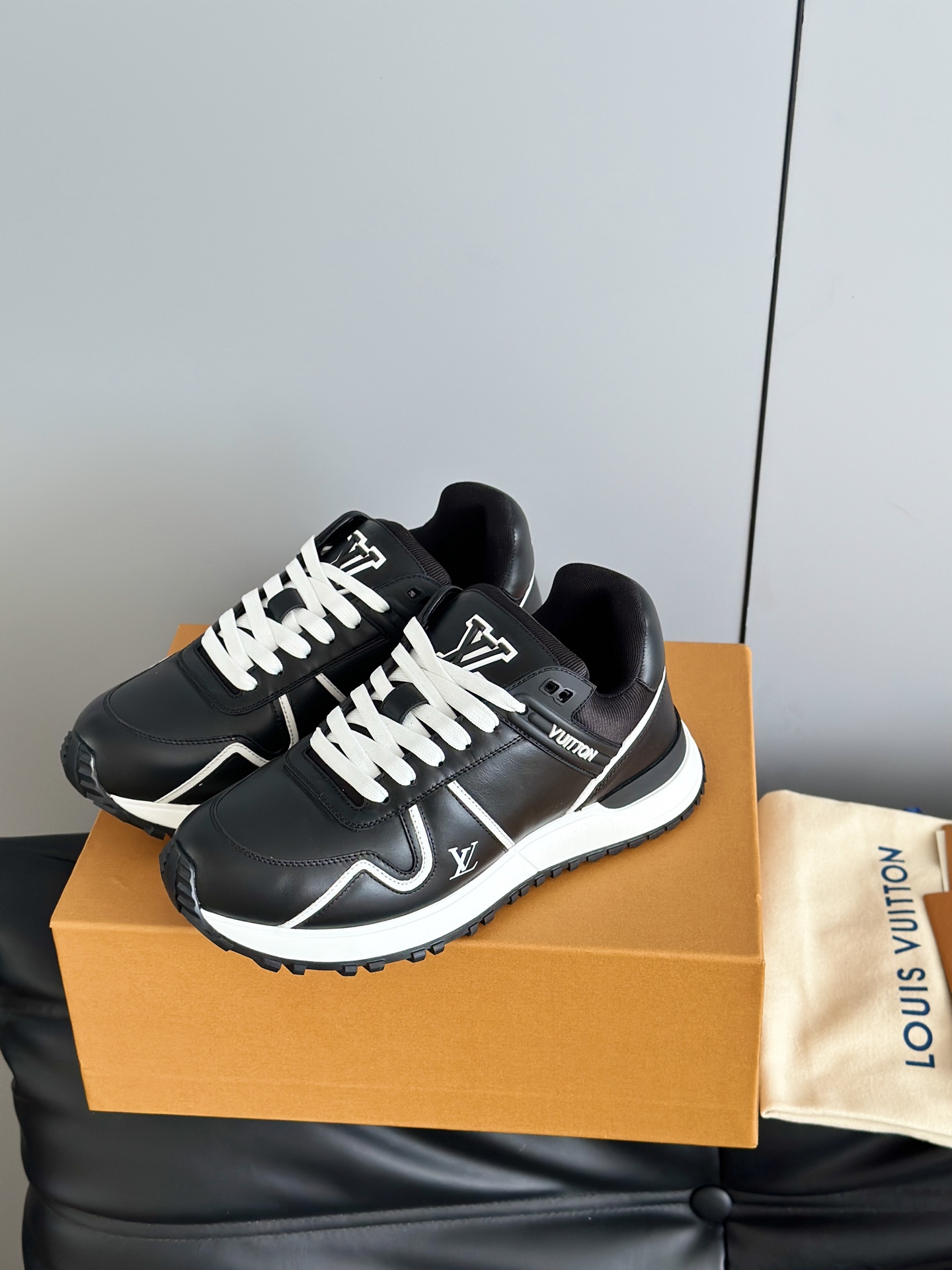 Lou*s Vuitton Run Away Maxi 25ss Sneakers(EU35-46)