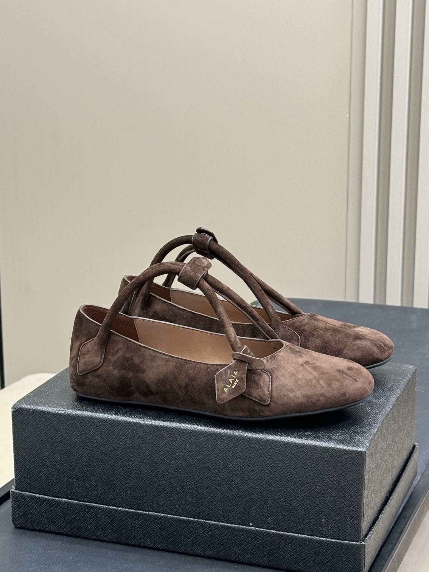 AlAIA Ballet Flats（EU35-41)