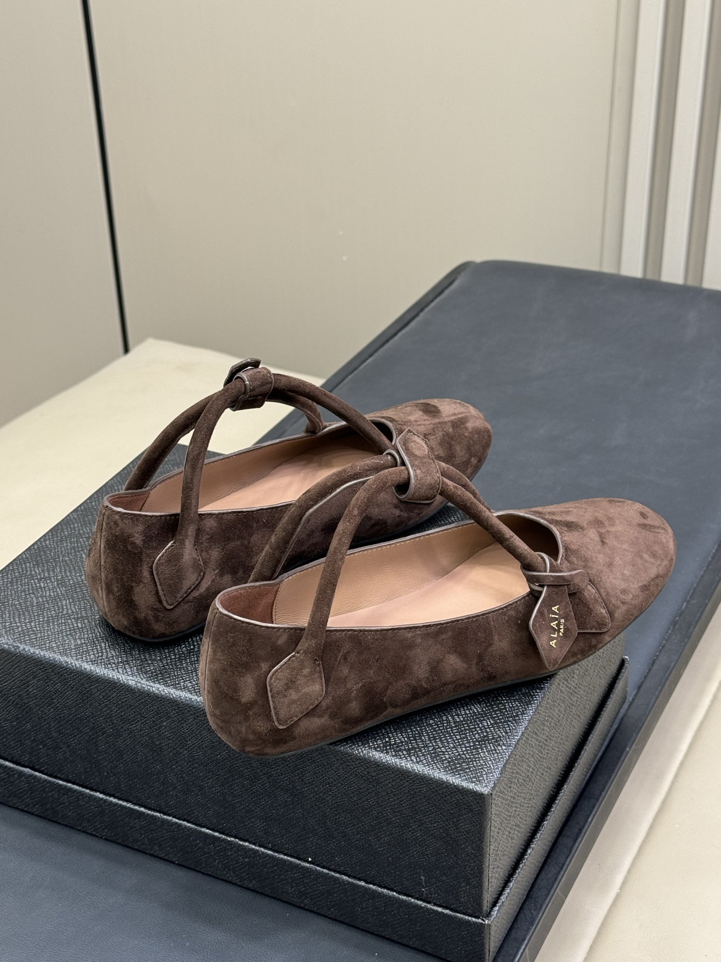 AlAIA Ballet Flats（EU35-41)