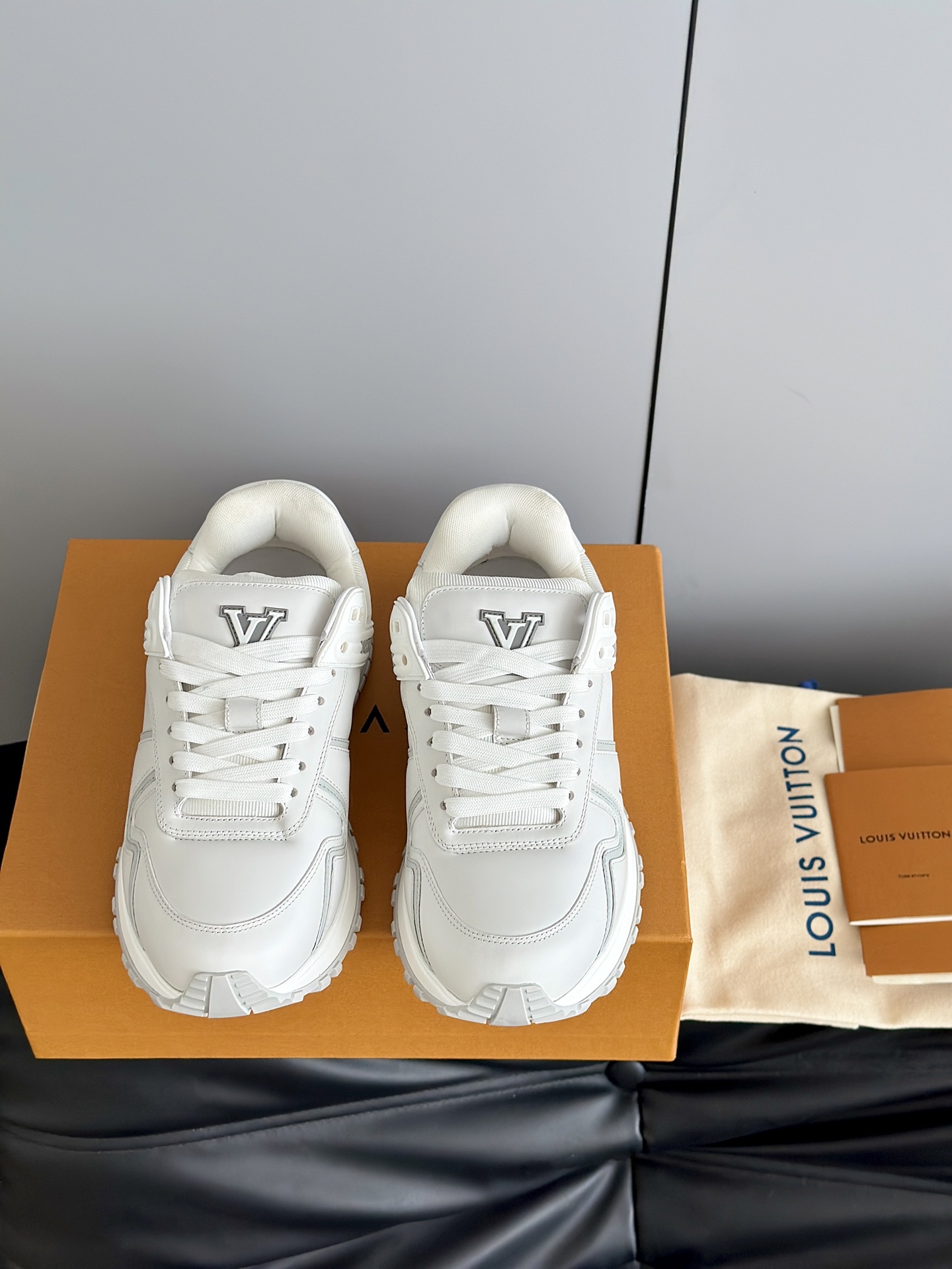 Lou*s Vuitton Run Away Maxi 25ss Sneakers(EU35-46)