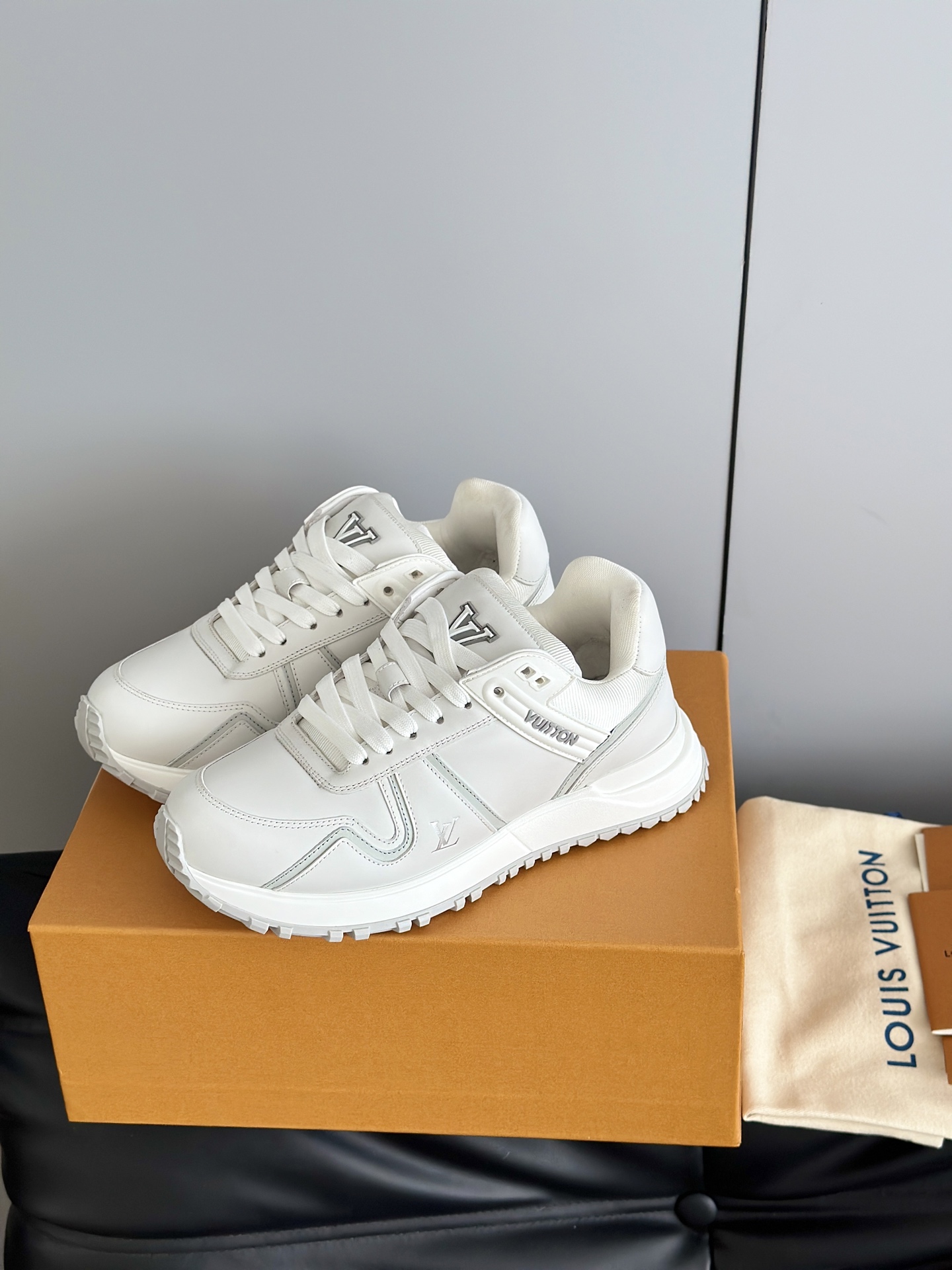 Lou*s Vuitton Run Away Maxi 25ss Sneakers(EU35-46)