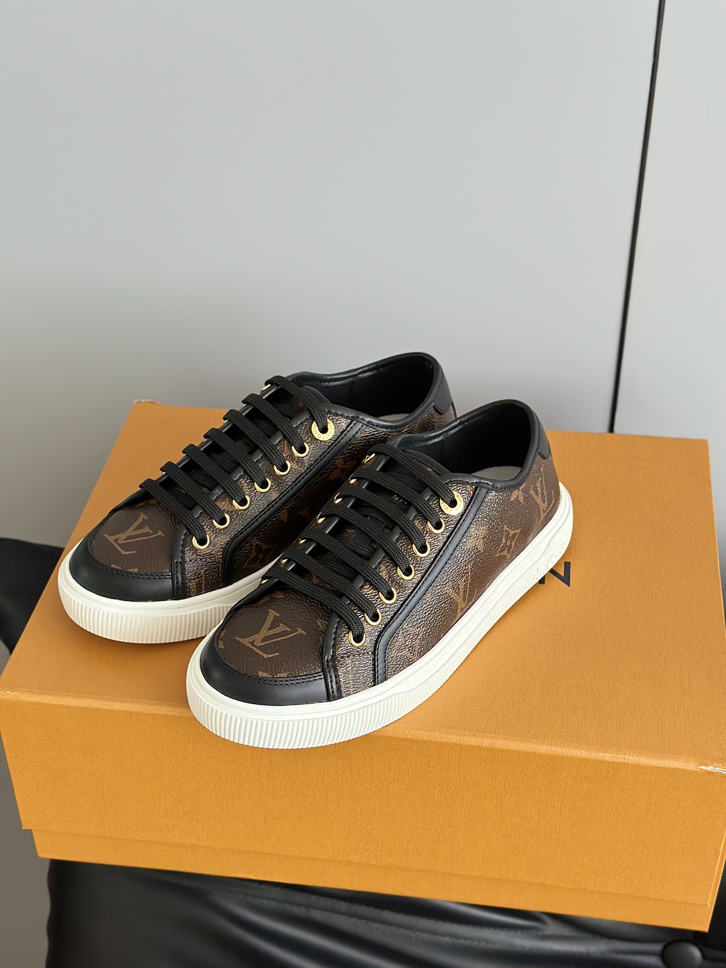 Lo*uis Vu*itton Lagoon 25ss Sneakers(EU35-41)