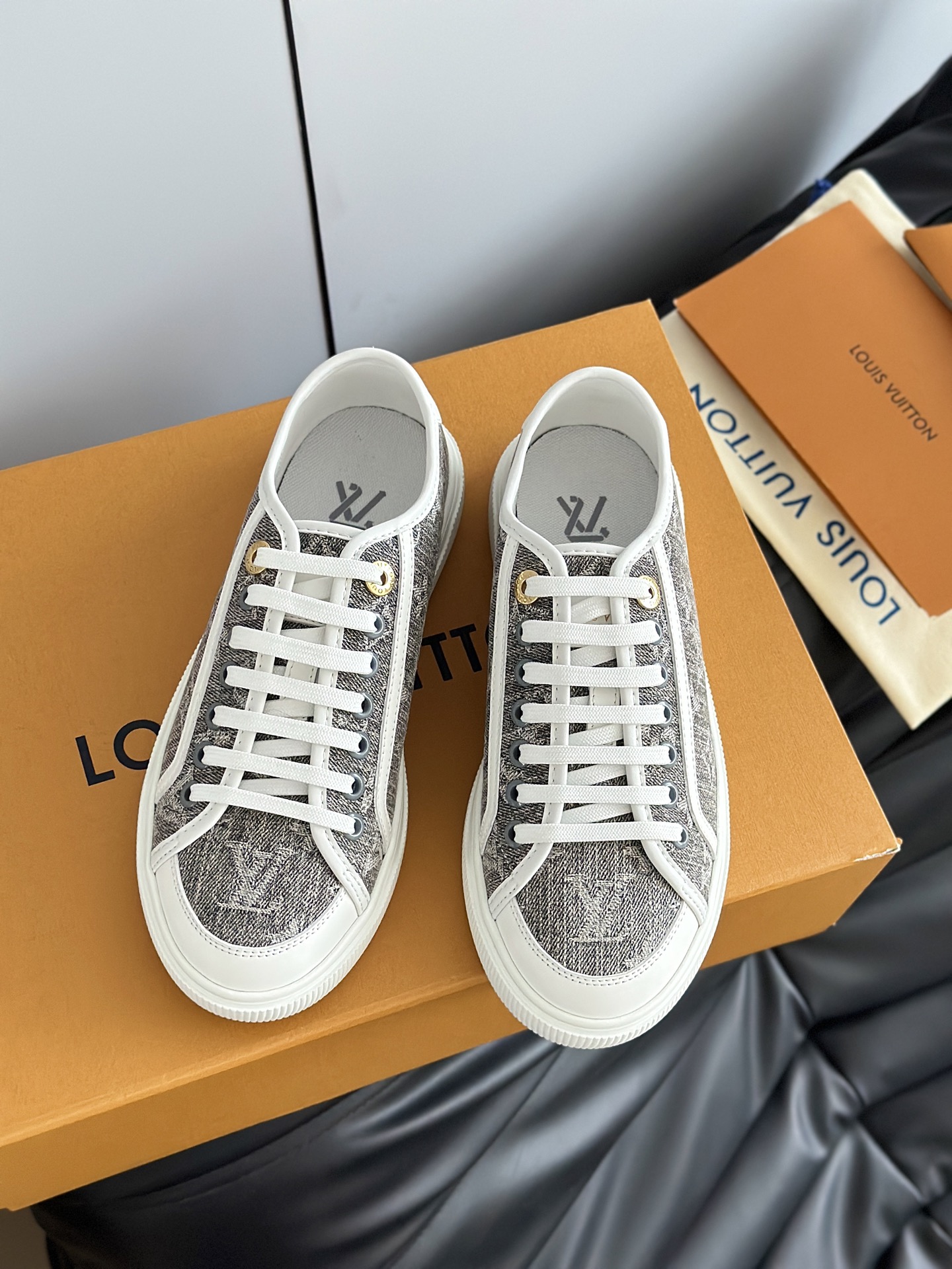 Lo*uis Vu*itton Lagoon 25ss Sneakers(EU35-41)