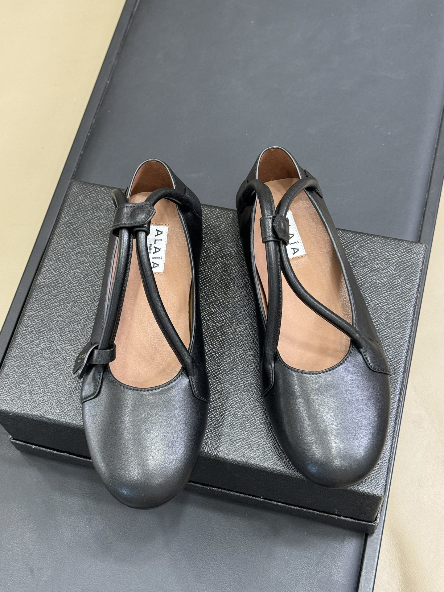 AlAIA Ballet Flats