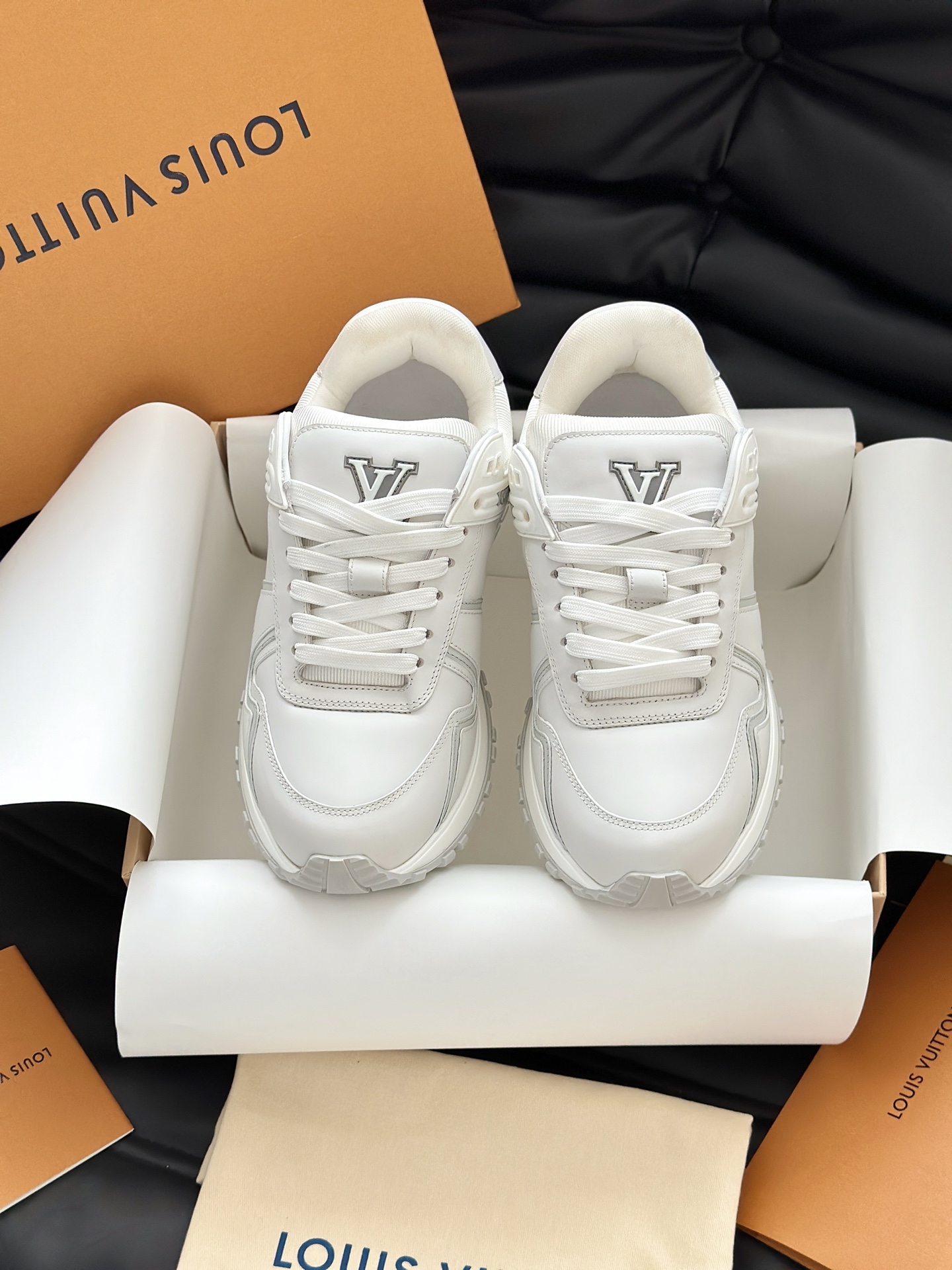 Lou*s Vuitton Run Away Maxi 25ss Sneakers(EU35-46)