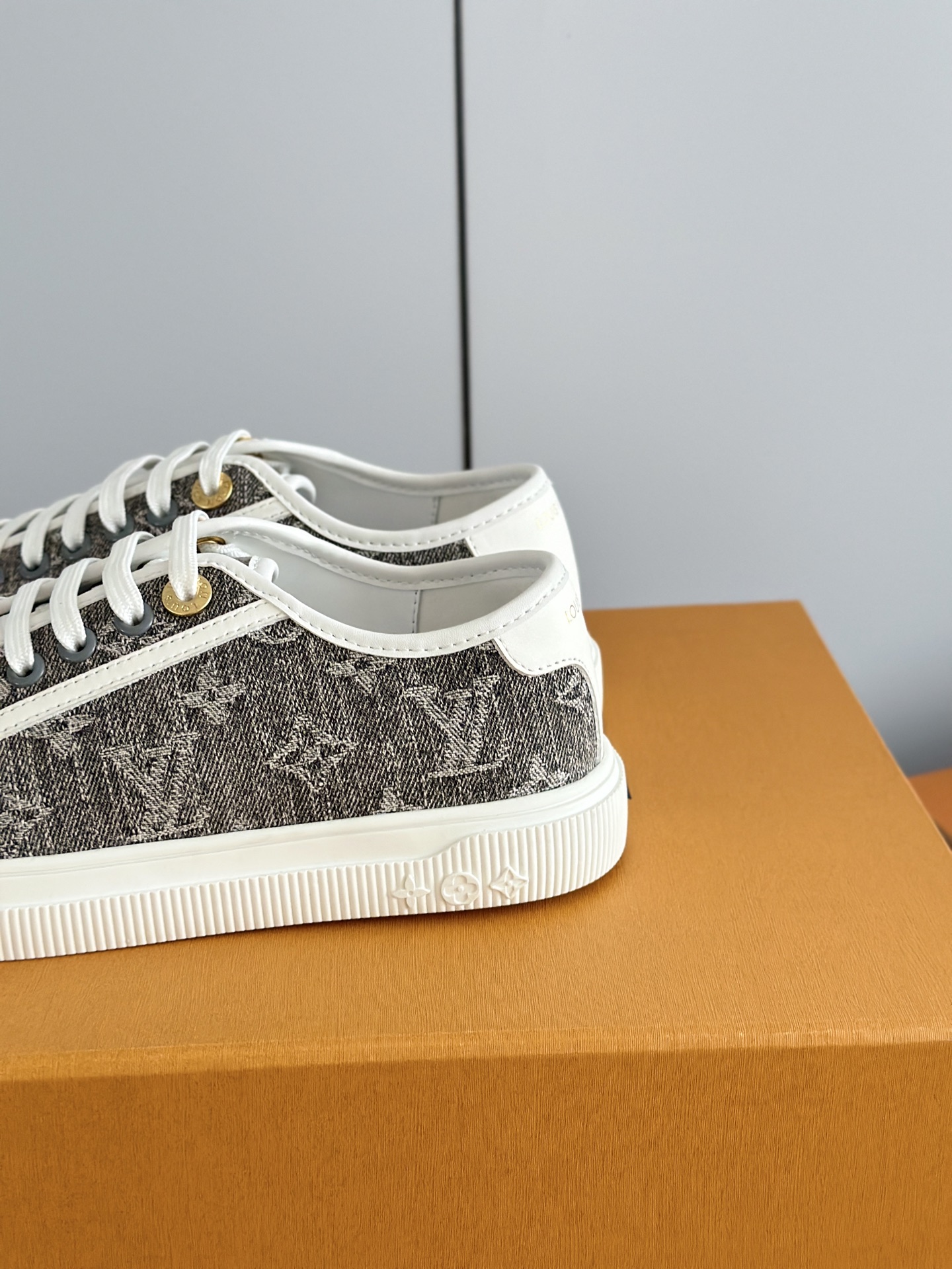 Lo*uis Vu*itton Lagoon 25ss Sneakers(EU35-41)