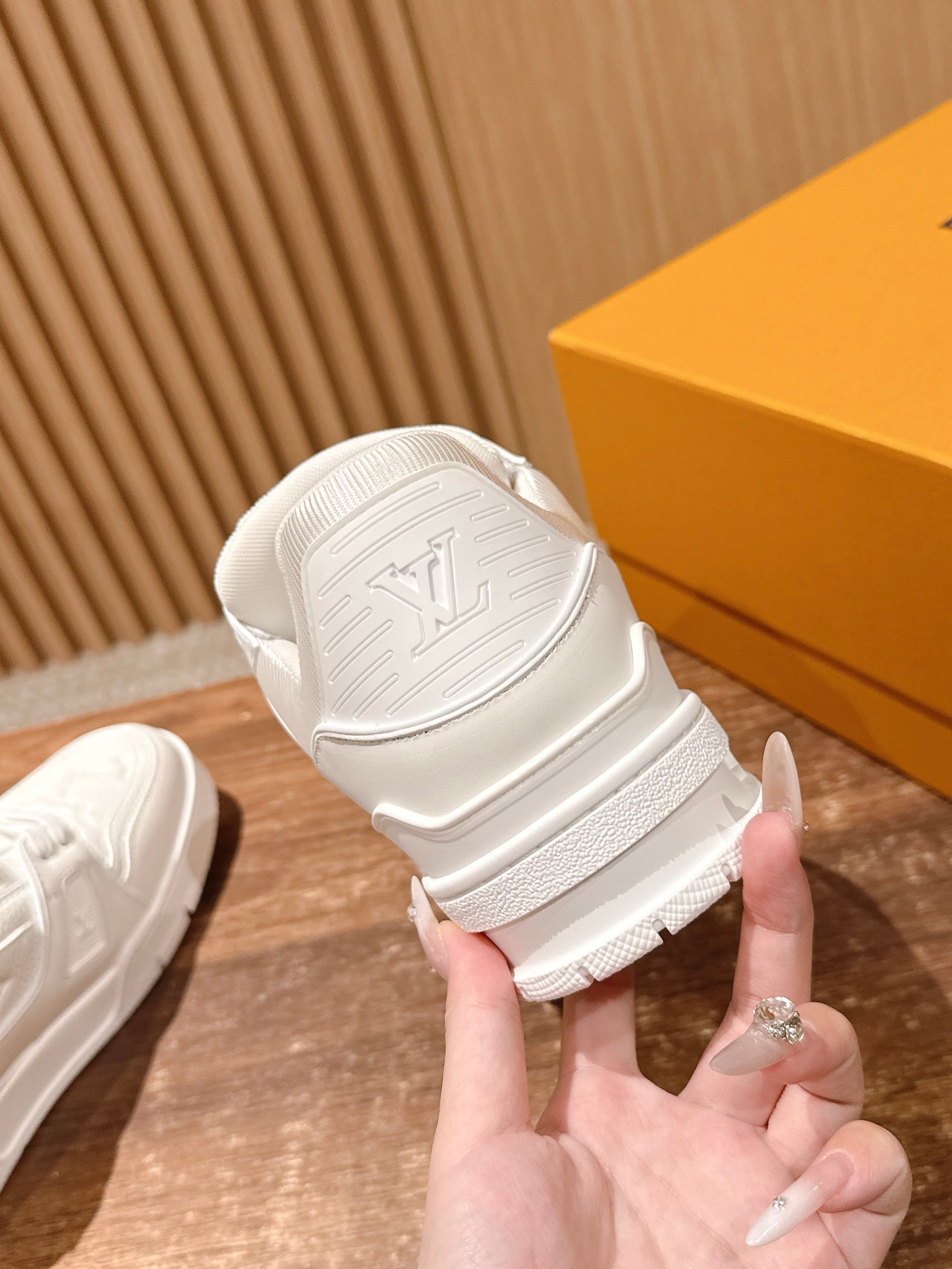 Lo*uis Vu*itton Trainer Sneakers(EU35-46)