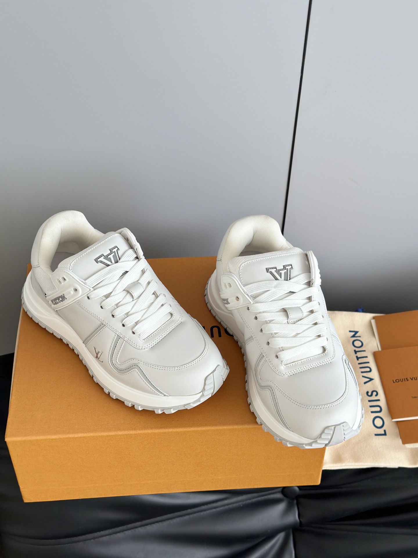 Lou*s Vuitton Run Away Maxi 25ss Sneakers(EU35-46)