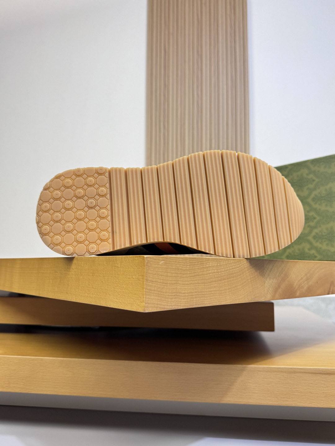 Gucc*i 2025ss Sneakers(EU38-45）