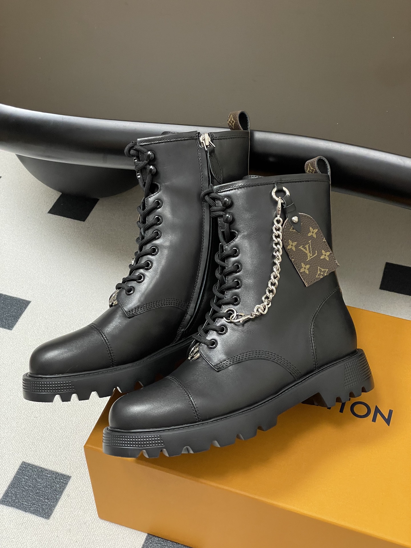 Lo*is Vuitton 2025SS Legacy Boots(EU35-42)