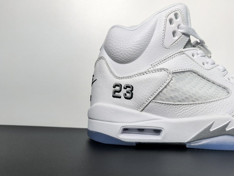 Air Jordan 5 “White Metallic HQ7983-103
