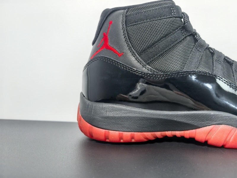 Air Jordan 11 378037-326