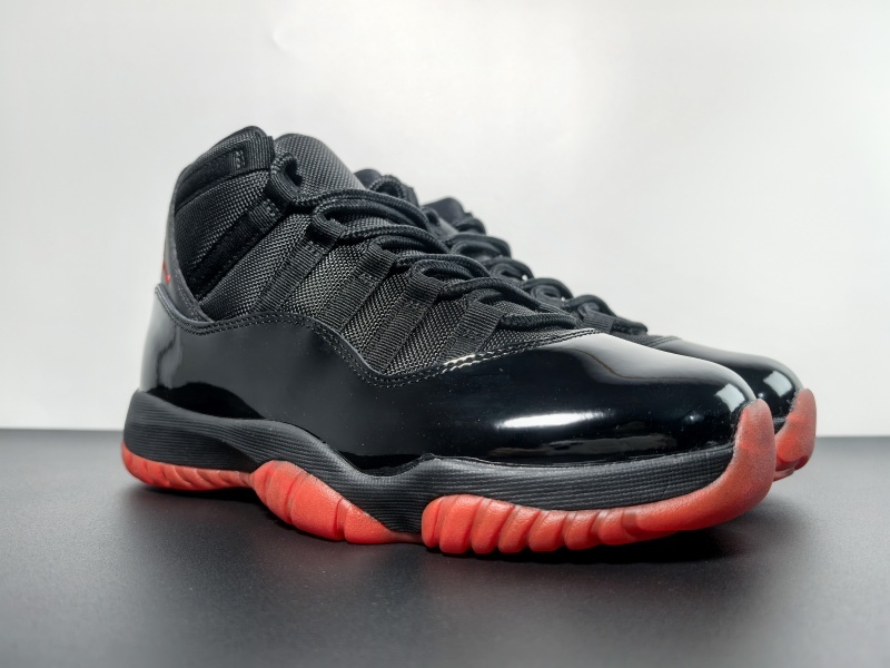 Air Jordan 11 378037-326
