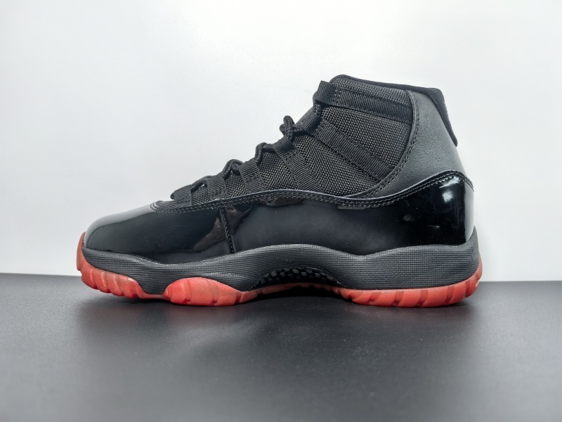 Air Jordan 11 378037-326
