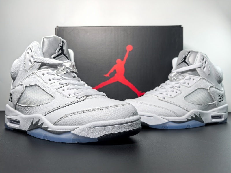 Air Jordan 5 “White Metallic HQ7983-103