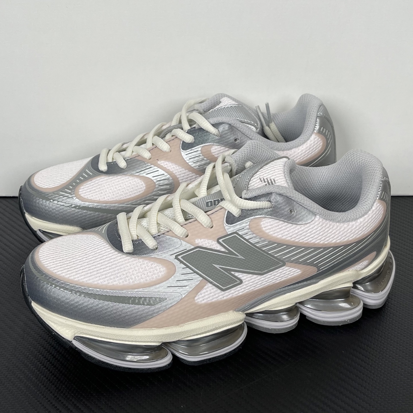 New Balance U20005F9