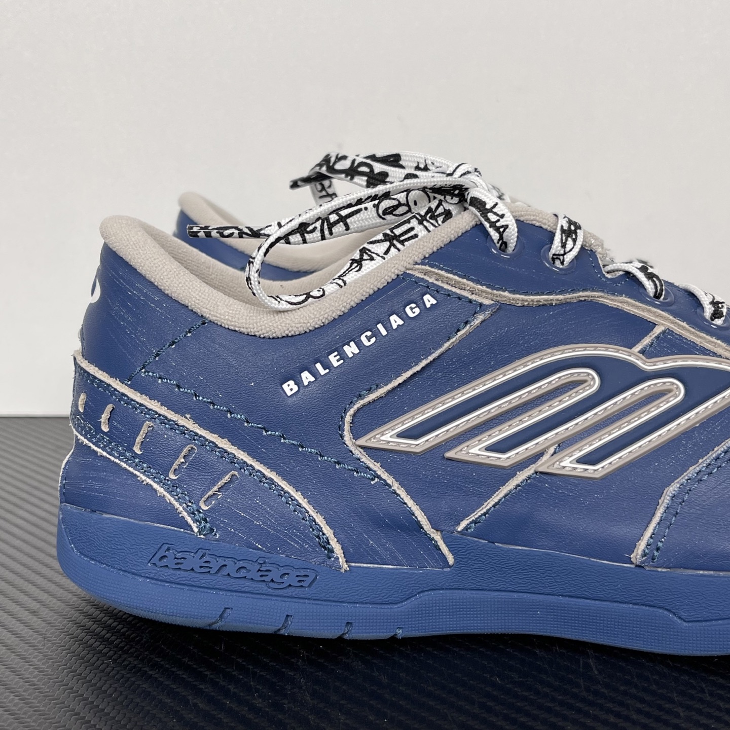 Balenciaga Hamptons Worn-Out  25ss(EU35-46)