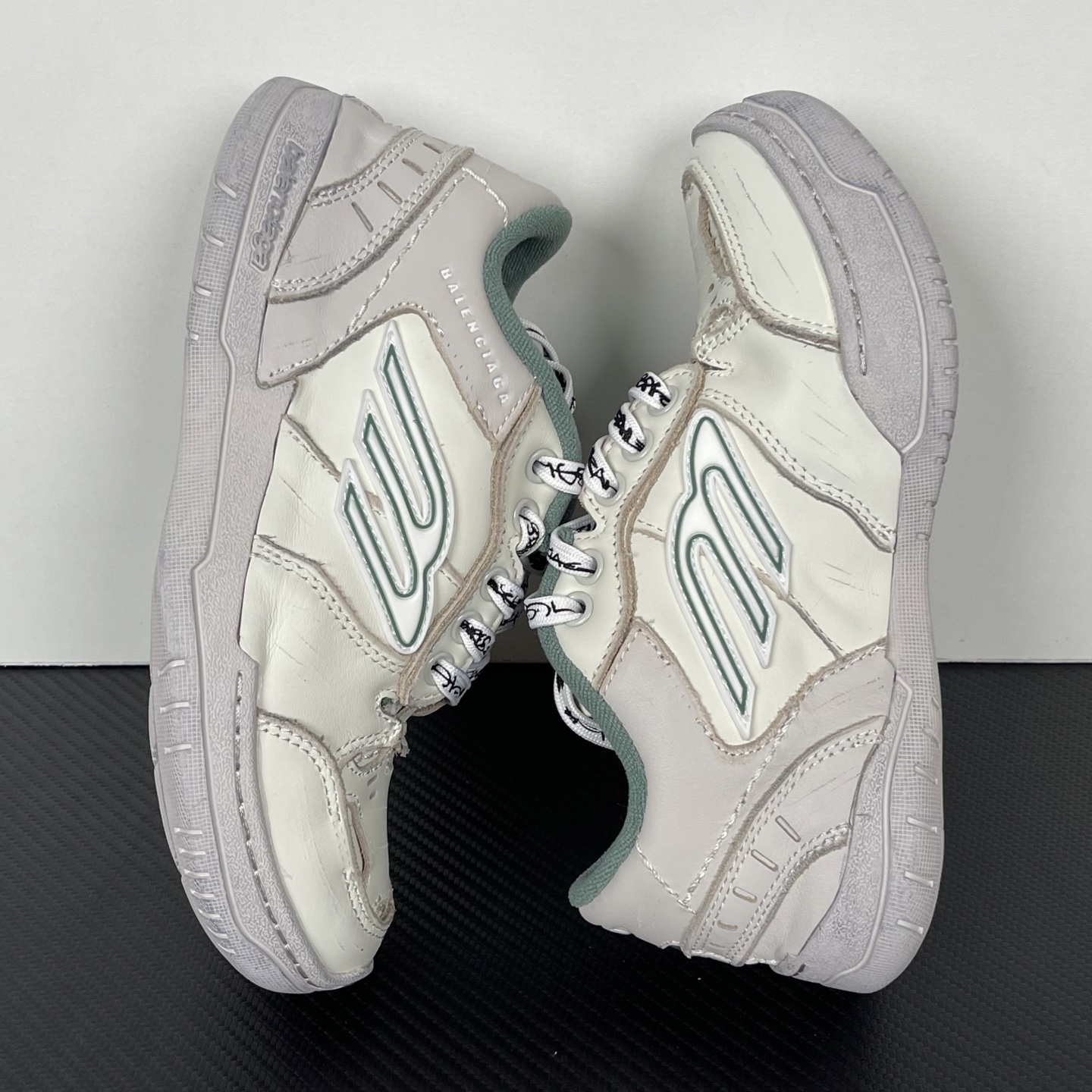 Balenciaga Hamptons Worn-Out  25ss(EU35-46)