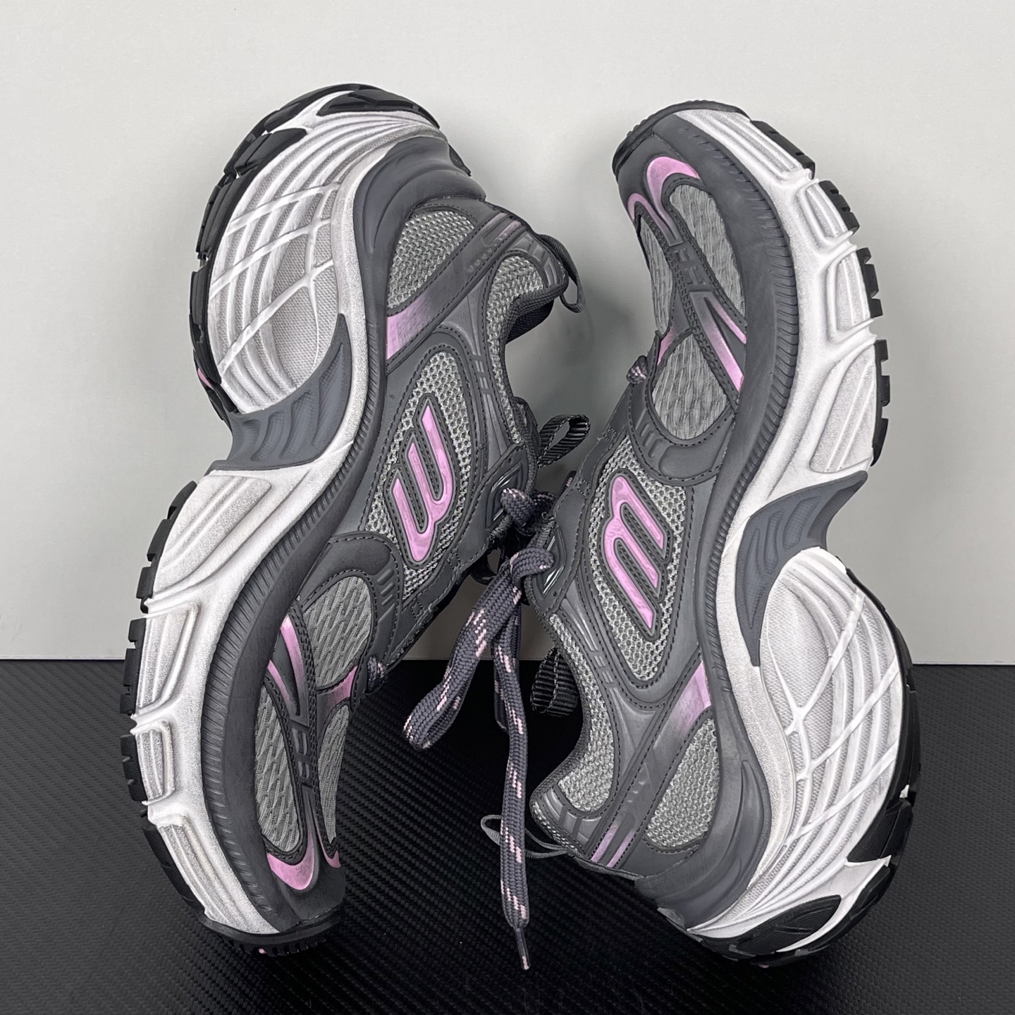 Balenciaga Phantom Sneaker 6XL