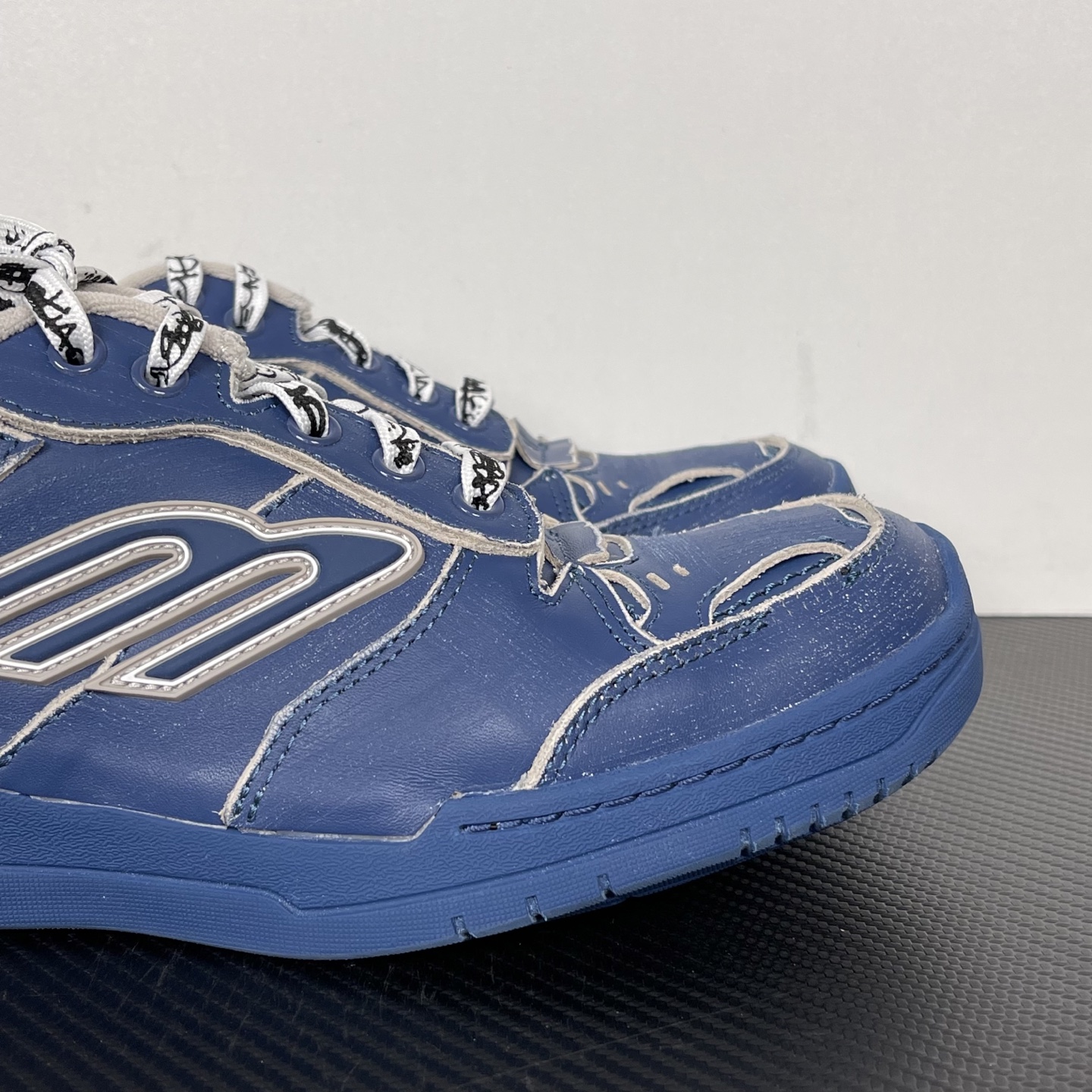 Balenciaga Hamptons Worn-Out  25ss(EU35-46)