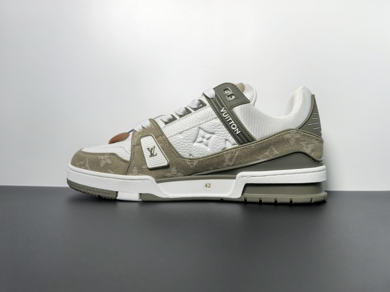 Louis Vuitton Trainer Sneakers(EU35-46)