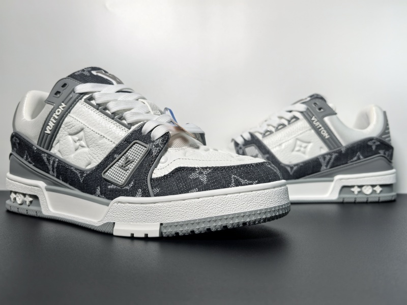 Louis Vuitton Trainer Sneakers(EU35-46)