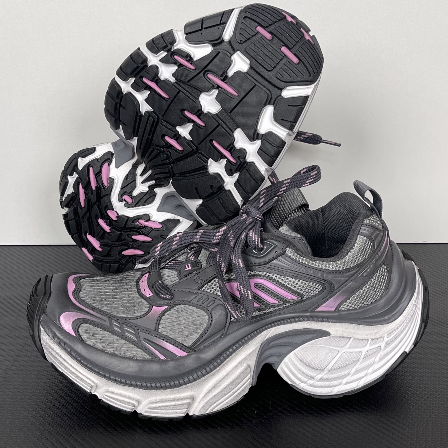 Balenciaga Phantom Sneaker 6XL