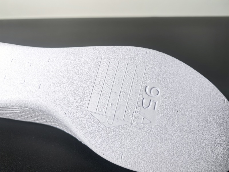 Kobe 9 EM Protro Think Pink HQ4995-600