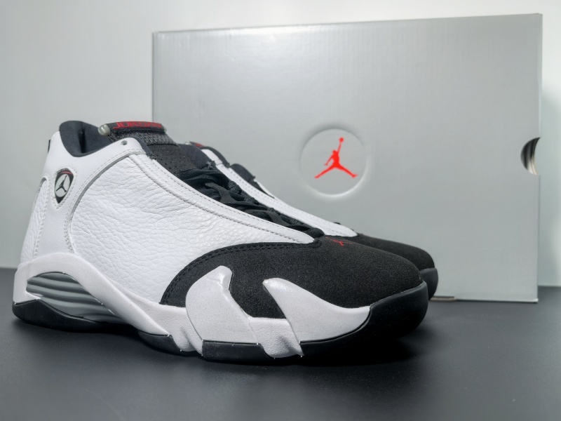 Air Jordan 14 “Black Toe”487471-160