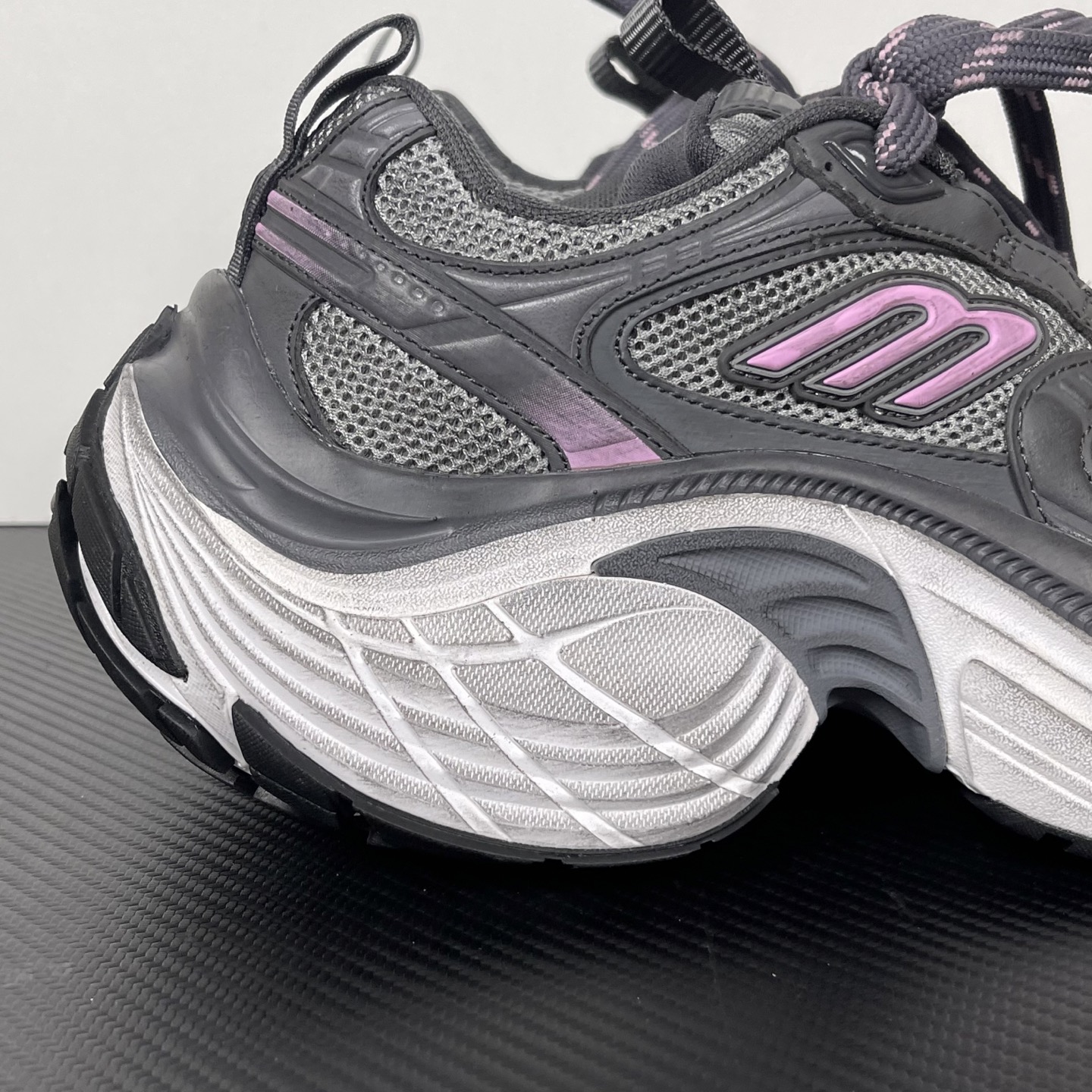 Balenciaga Phantom Sneaker 6XL