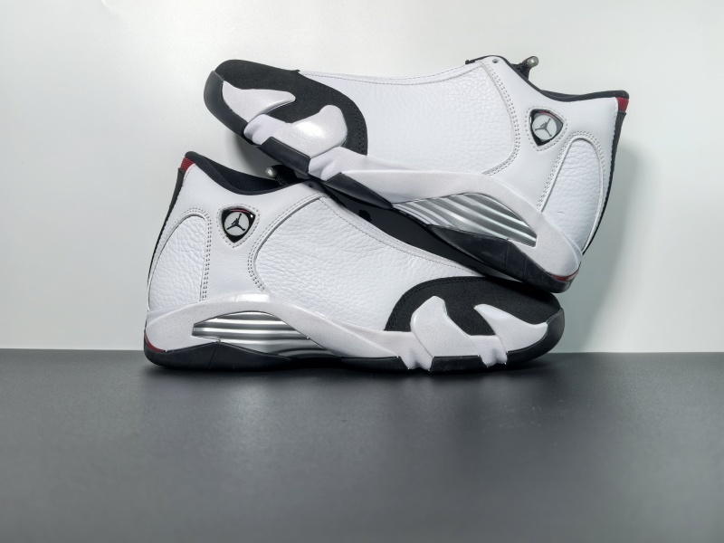 Air Jordan 14 “Black Toe”487471-160